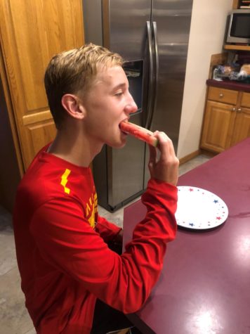 Student with Food Allergy Wants to Educate Others