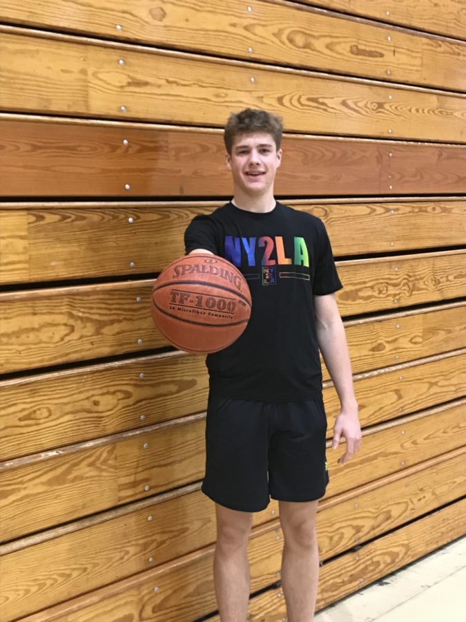 “Last season, we went to state but came up short. This year, it would be a dream come true if we could get back and bring home a championship this time around,” senior basketball captain Max Klesmit said.