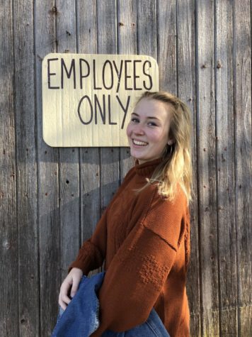 Black Friday Stresses Teens Working in Retail