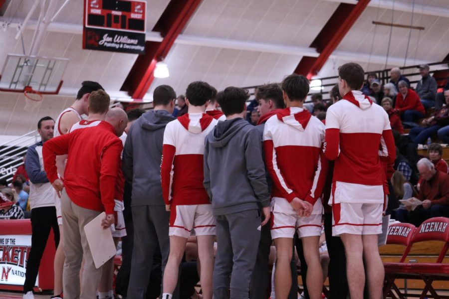 Rockets Basketball Defeated by Appleton East, Plays as a Team